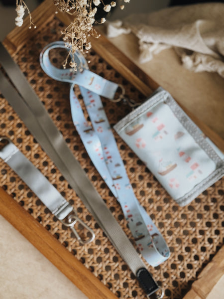 Busy Mat Wallet Lanyard