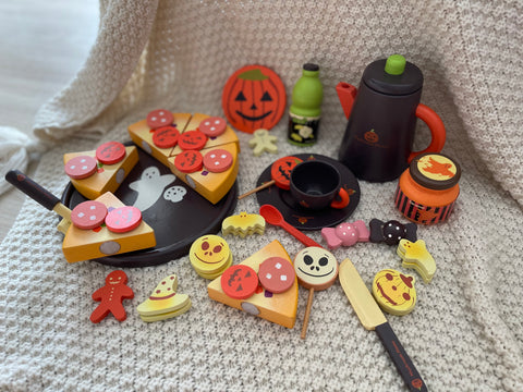 Halloween Treats Wooden Play Set