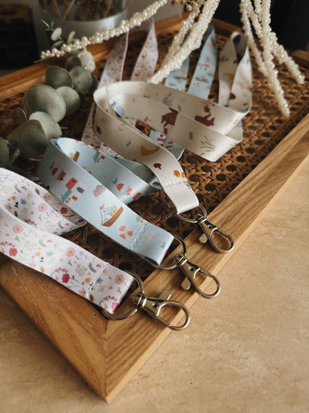 Busy Mat Wallet Lanyard