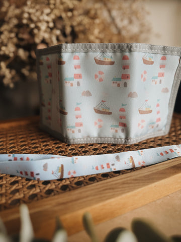 Busy Mat Wallet Lanyard